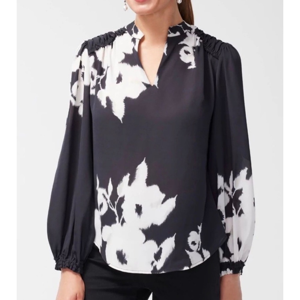 Chicos Floral Split Neck Blouse Black White Pleated Shoulder Size 2 US 12 NEW‎